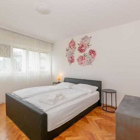 Apartment Omiska สปลิท ภายนอก รูปภาพ